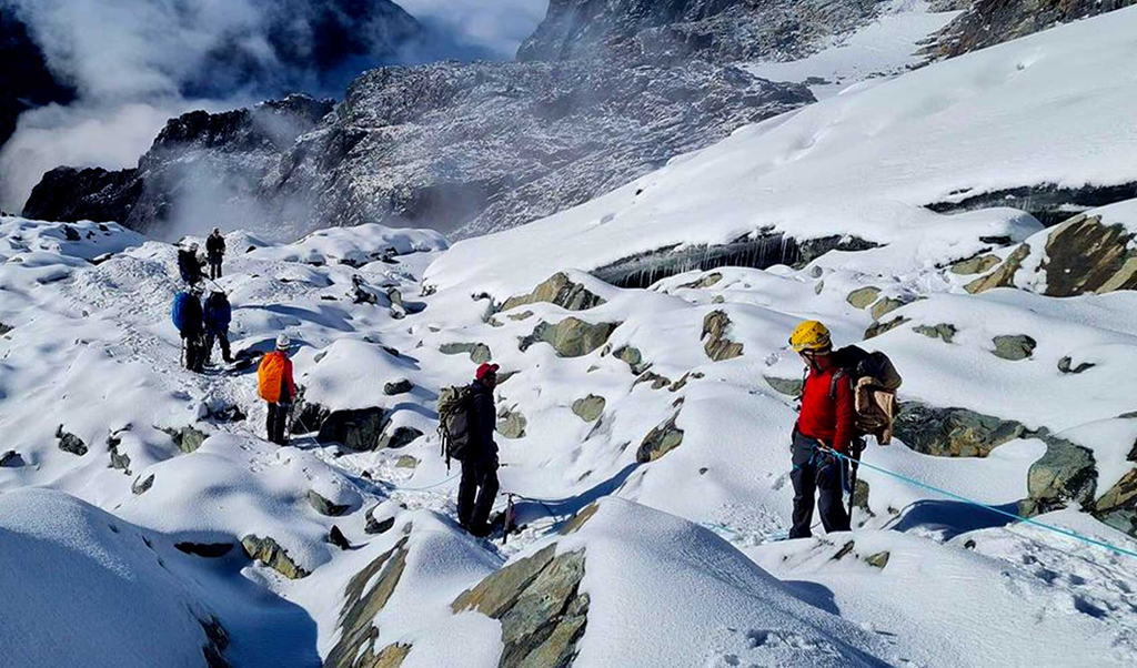 mount rwenzori hike